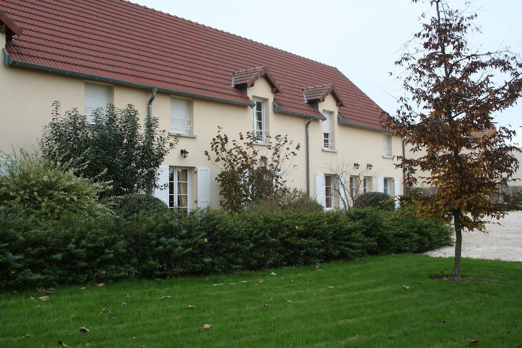 Villa La Croix De La Jarrie Châtres Exterior foto