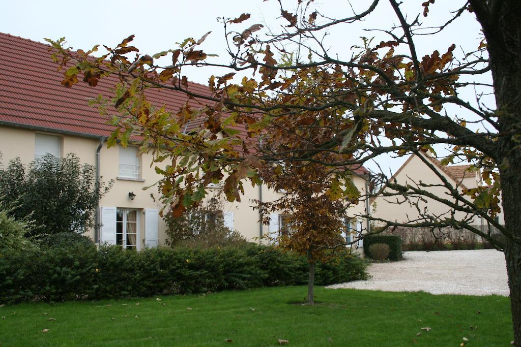 Villa La Croix De La Jarrie Châtres Exterior foto